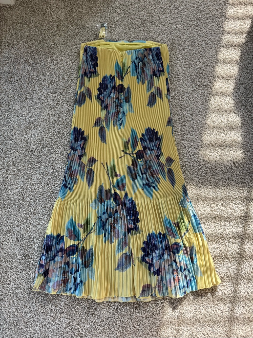 Abercrombie & Fitch Yellow Maxi Dress with Blue Floral Print - Picture 2 of 4